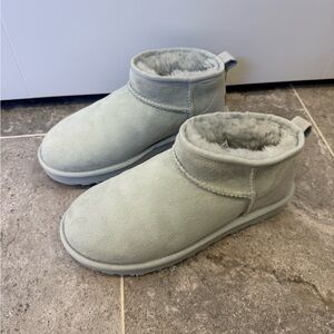 Goose Uggs
